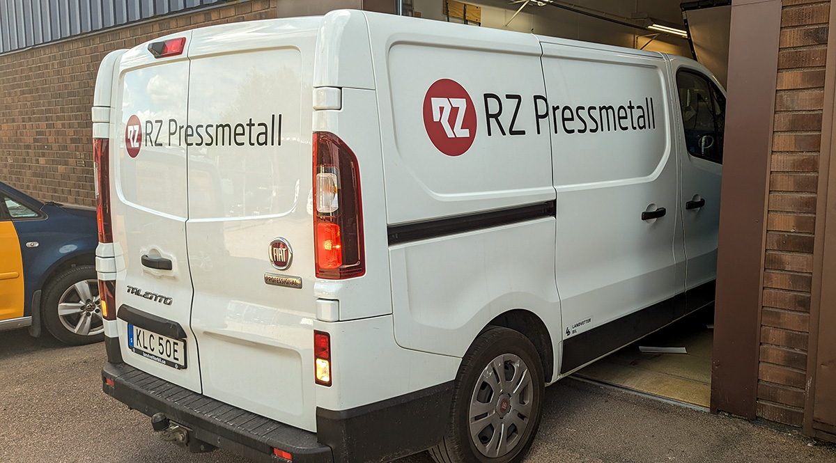 Bildekor till RZ Pressmetall - Reklamhuset RINK