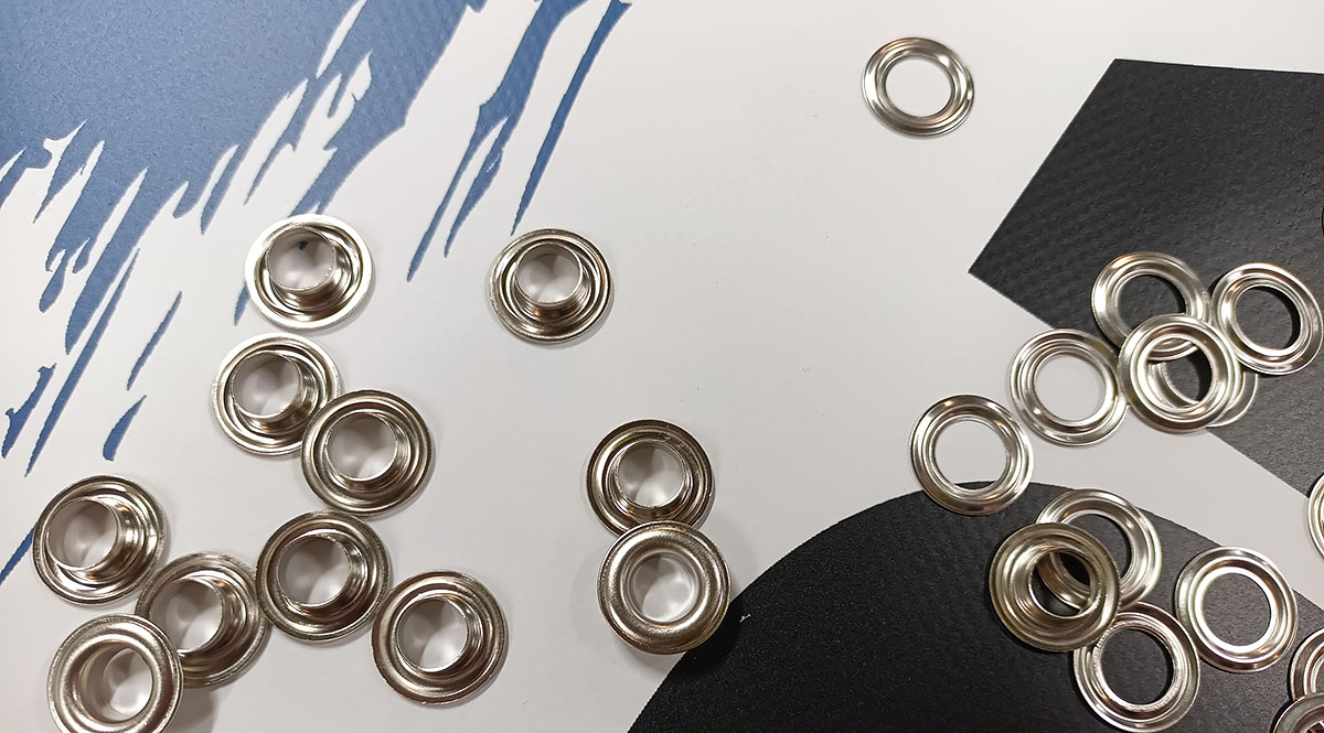 Öljetter och en banderoll - Reklamhuset RINK