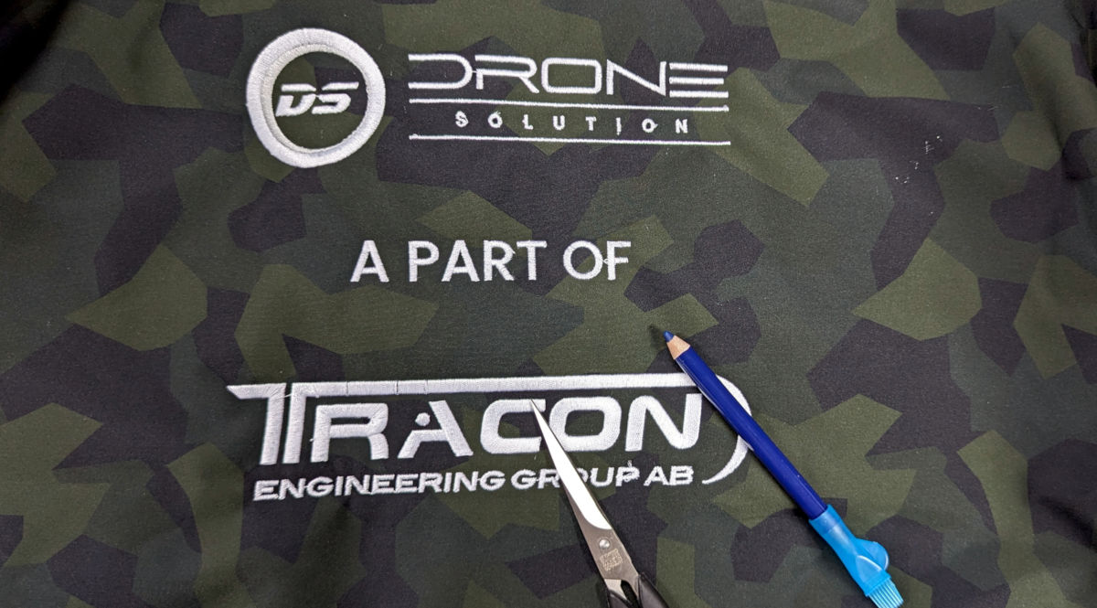 Brodyr av logotyper till Drone Solution och Tracon Group - Reklamhuset RINK