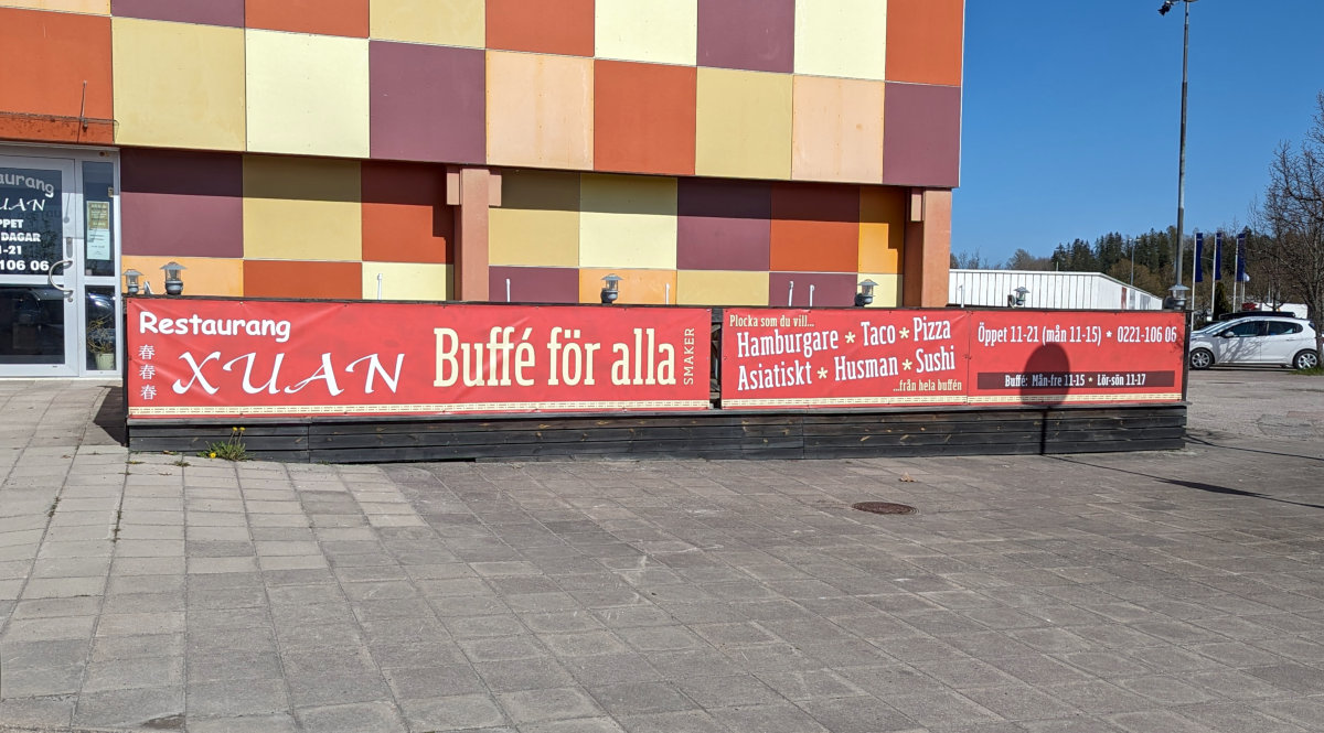 Nya fräscha banderoller monterade till Restaurang Xuan - Reklamhuset RINK